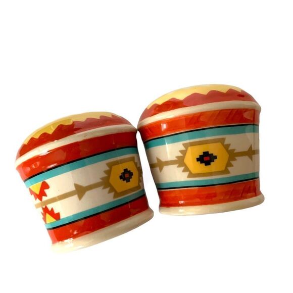 Southwestern Aztec Salt & Pepper Shakers - Picture 3 of 6